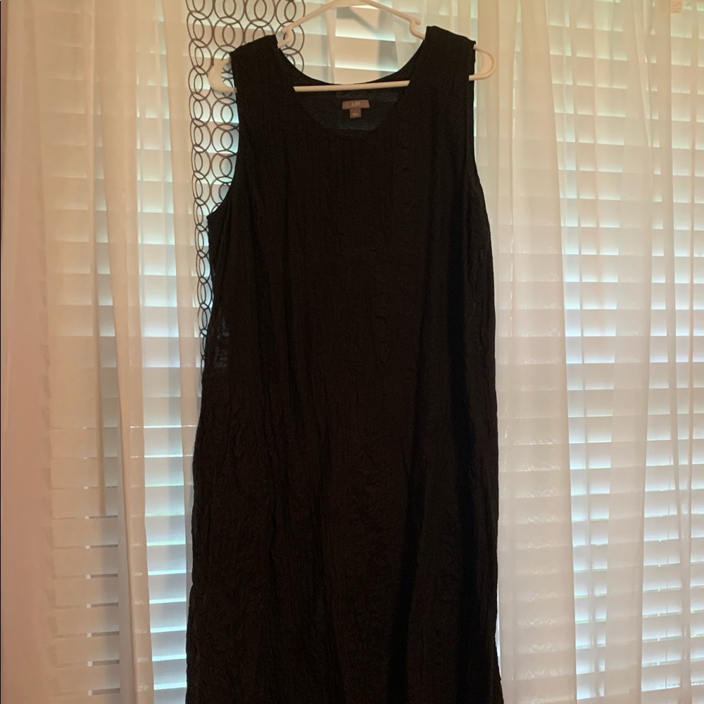 A black sleeveless J.Jill dress. Great condition